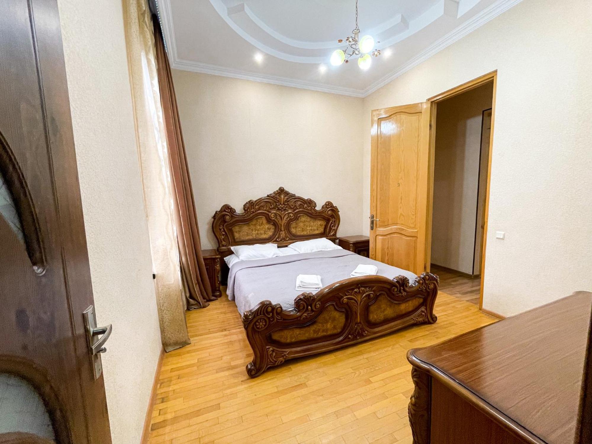 Hostel Kutaisi By Kote Luaran gambar
